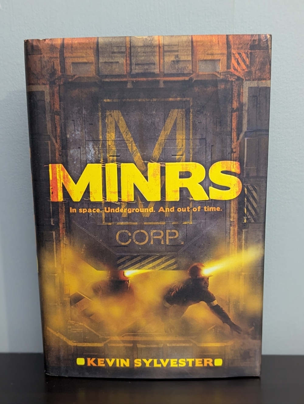 4/$10 📚 MINRS by‎ Kevin Sylvester